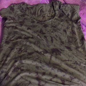Gray tie-dye shirt